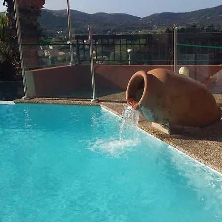 Apart Otel Les Terrasses Du Mirage, De 21 M2 A 90 M2, Linges De Sejour Et Nettoyage Final Inclus Bormes-les-Mimosas